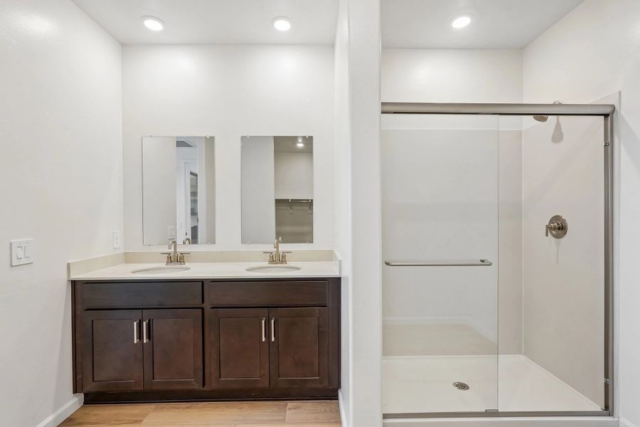 Primary bath