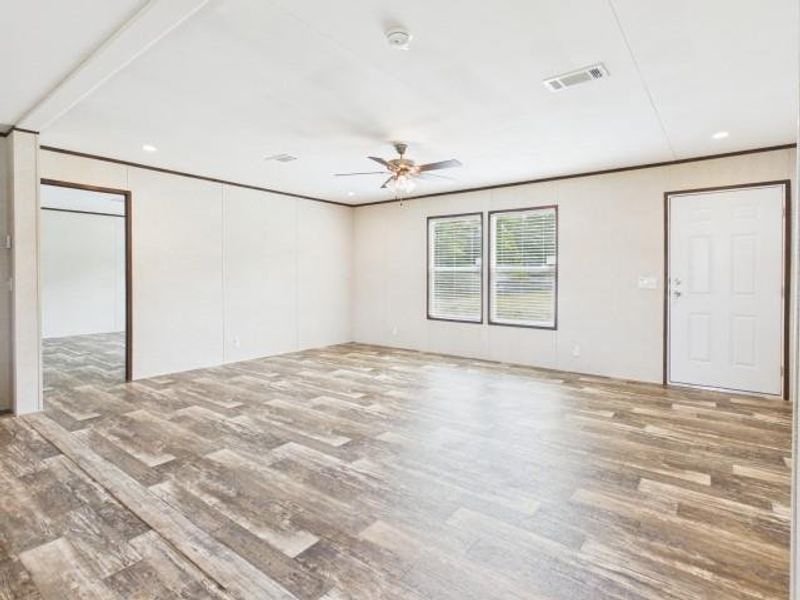 Spacious, unfurnished interior of a new home in , Murchison (Image 29).