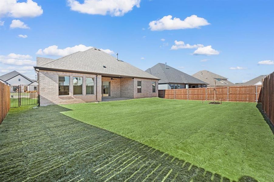 Exterior details and patio area of a home in Parks of Aledo, Aledo (Image 29).