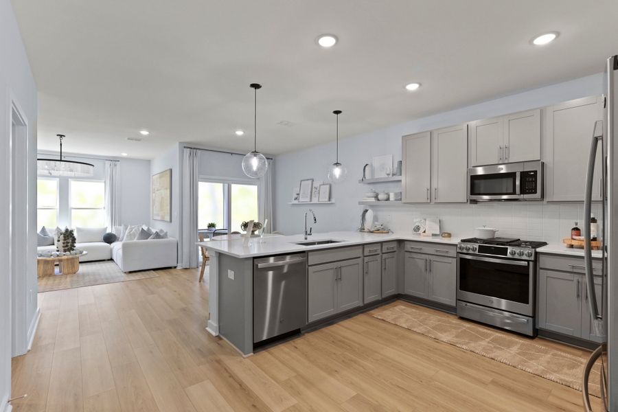 Kitchen with peninsula island