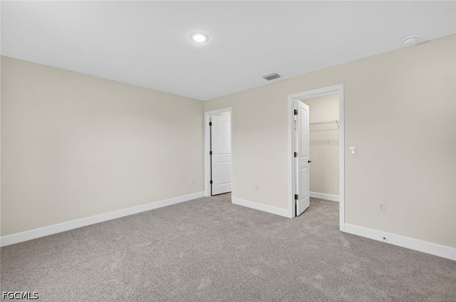 Spacious, unfurnished interior of a new home in Cape Coral, Cape Coral (Image 16). Spacious, unfurnished interior of a new home in Cape Coral, Cape Coral (Image 16).