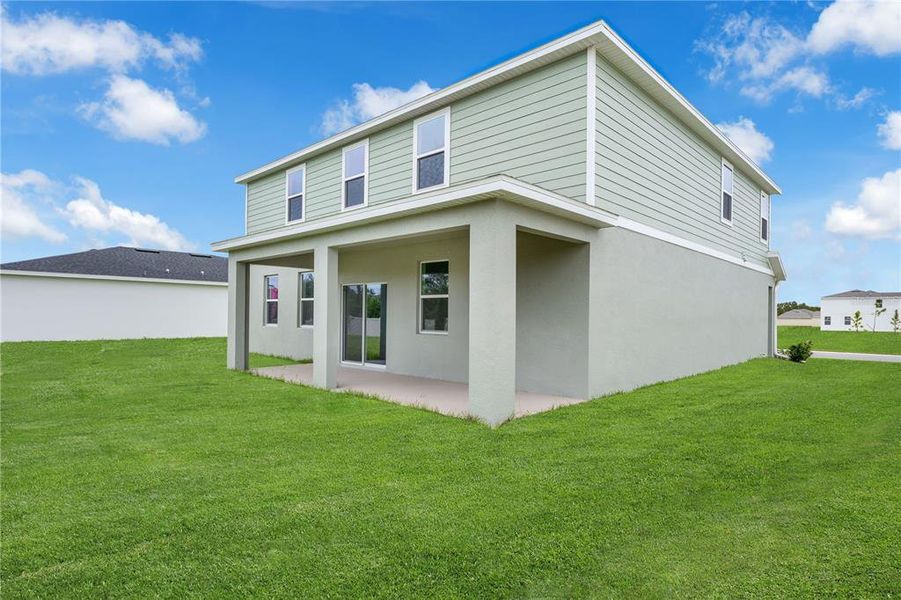 Exterior details and patio area of a home in Hidden Cove, Eustis (Image 28).