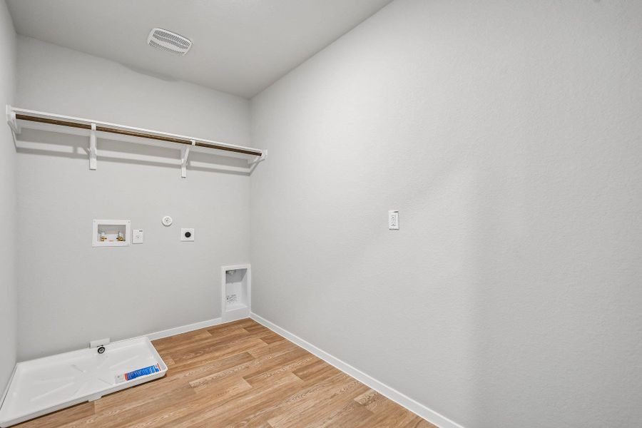 Spacious, unfurnished interior of a new home in Cascade, Liberty Hill (Image 33). Spacious, unfurnished interior of a new home in Cascade, Liberty Hill (Image 33).