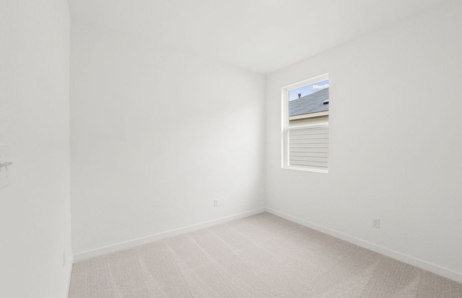 Spacious, unfurnished interior of a new home in Larson Crossing, Elgin (Image 12).
