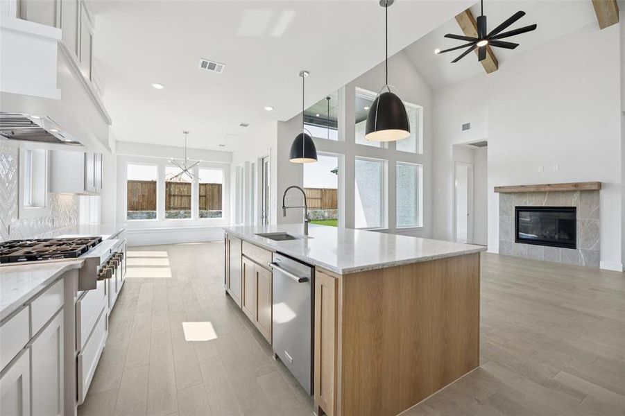 With the perfect open concept design, entertaining is a breeze in our Addison II floor plan. With the perfect open concept design, entertaining is a breeze in our Addison II floor plan.