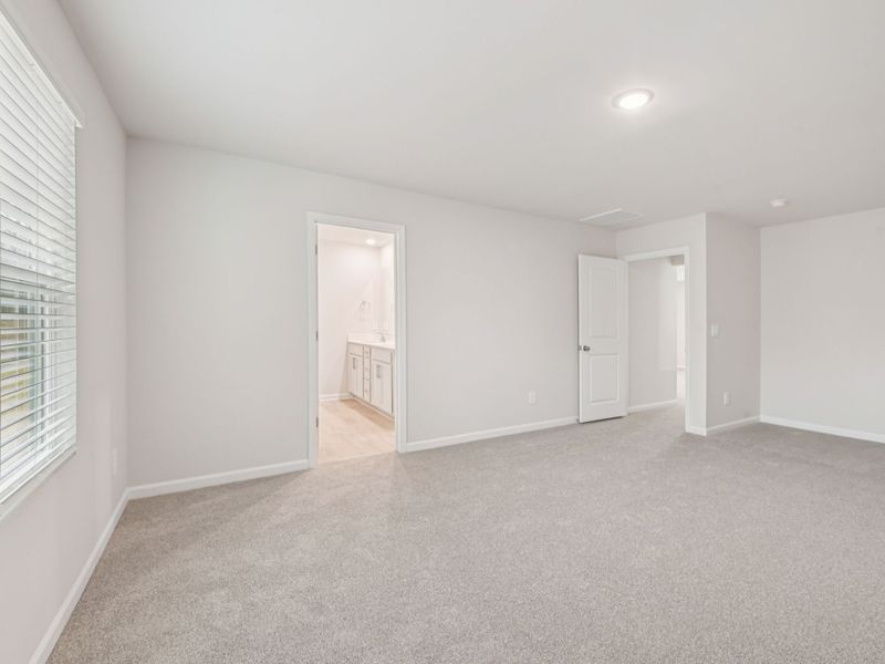 Spacious, unfurnished interior of a new home in Oak Manor - Signature Series, Garner (Image 18).