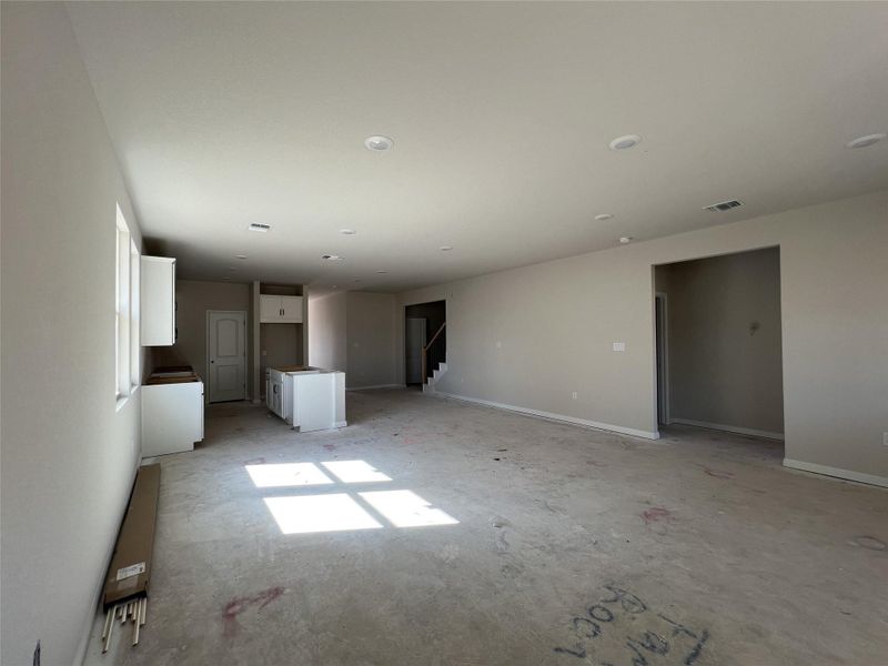 In-progress construction of a new home in Rolling Glen, Hutto, TX (Image 29).