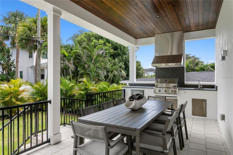 Exterior details and patio area of a home in , Tampa (Image 43).