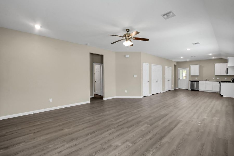 Spacious, unfurnished interior of a new home in , Cleveland (Image 12).