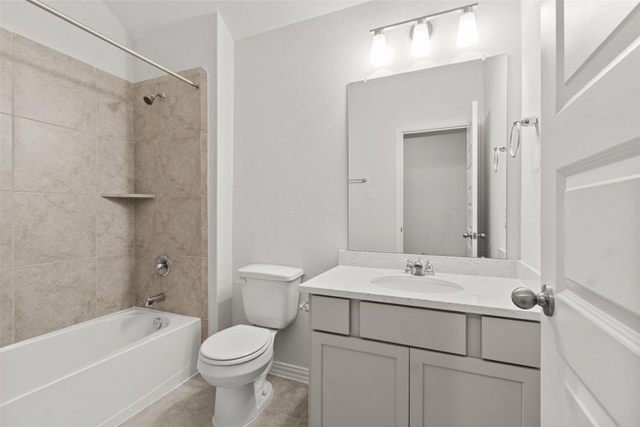 Furnished interior view inside a new home in River Ranch, Dayton (Image 6).