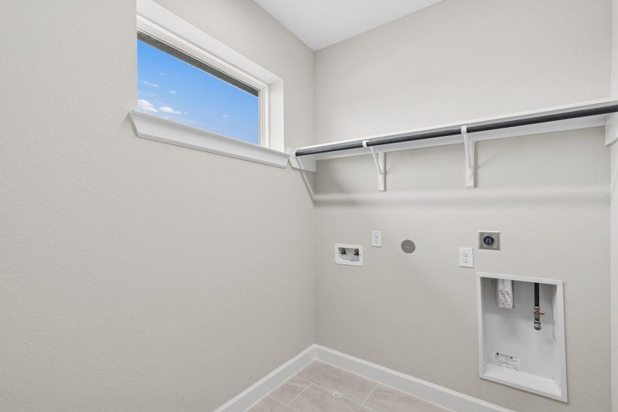 Spacious, unfurnished interior of a new home in Pomona 40' Homesites, Manvel (Image 37). Spacious, unfurnished interior of a new home in Pomona 40' Homesites, Manvel (Image 37).