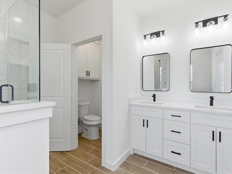 Furnished interior view inside a new home in , Kaufman (Image 15).