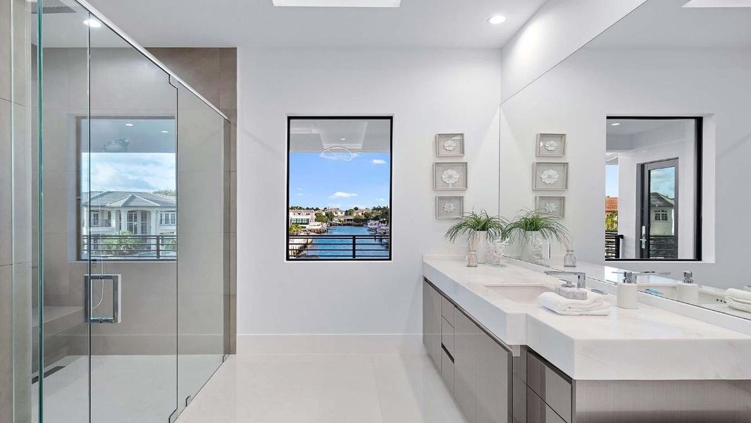 721 NE Marine Dr (29) 721 NE Marine Dr (29)