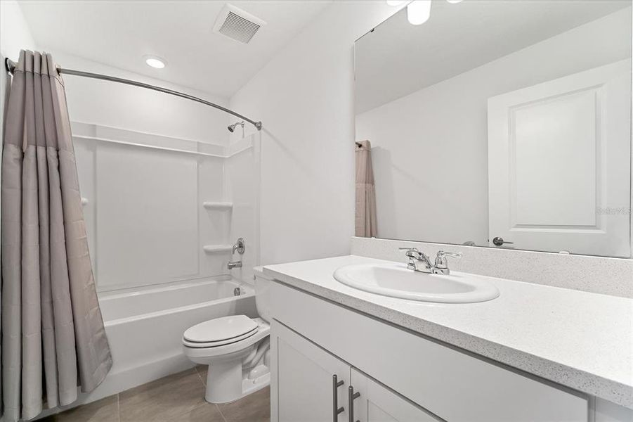 Furnished interior view inside a new home in , Sarasota (Image 45).