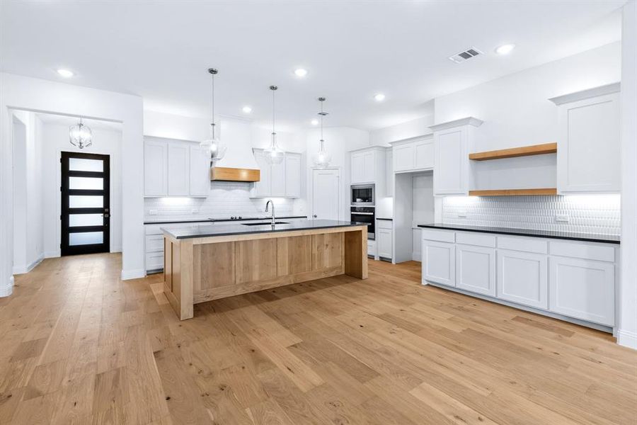 Furnished interior view inside a new home in University Park at Northpointe, Denton (Image 32).