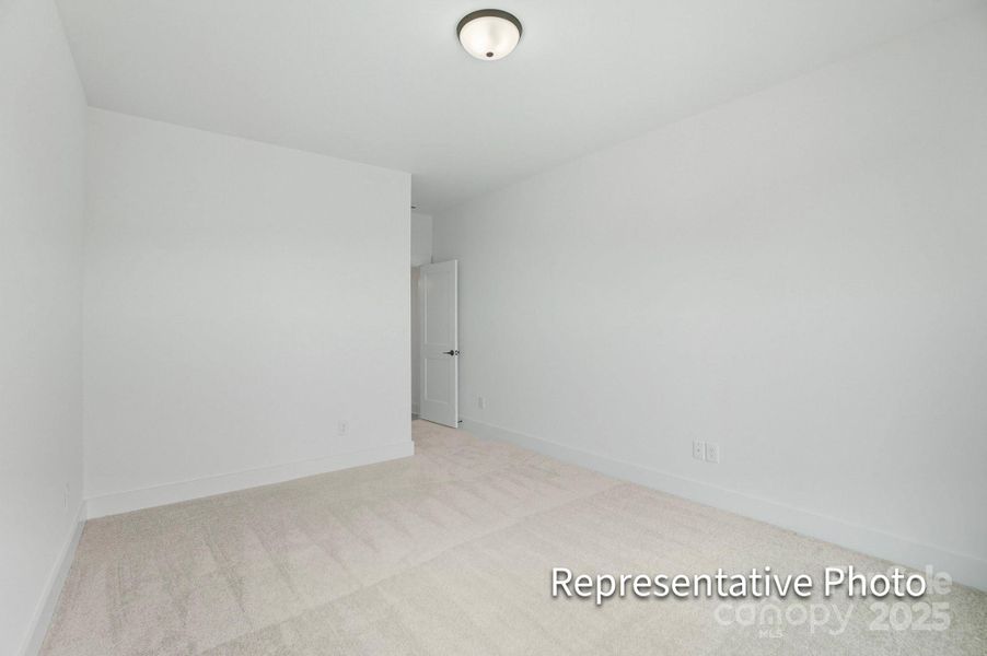 Spacious, unfurnished interior of a new home in Harmony, Harrisburg (Image 25).