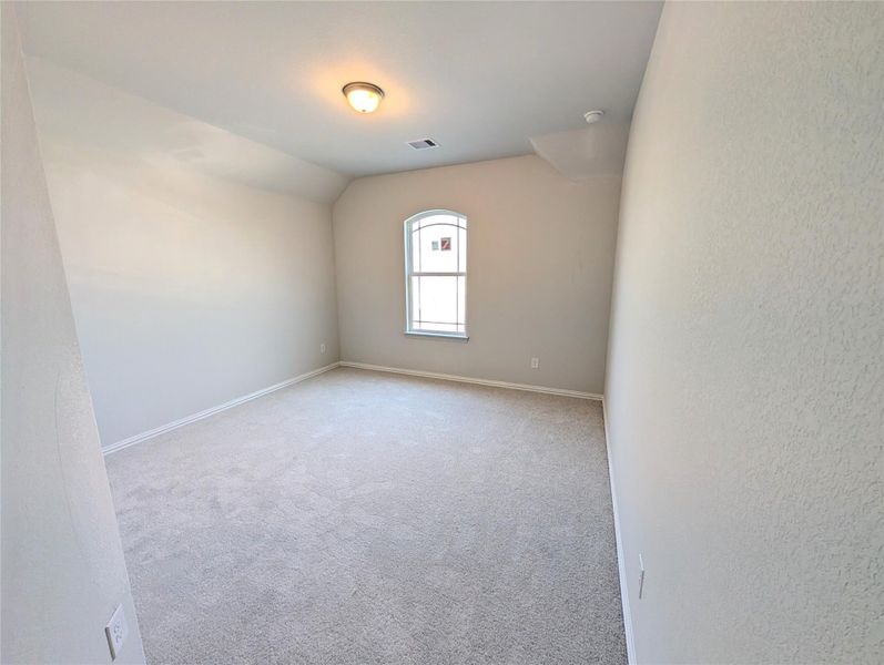 Spacious, unfurnished interior of a new home in Southern Pointe, College Station (Image 24). Spacious, unfurnished interior of a new home in Southern Pointe, College Station (Image 24).
