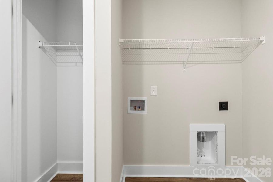 Spacious, unfurnished interior of a new home in , Lincolnton (Image 35).