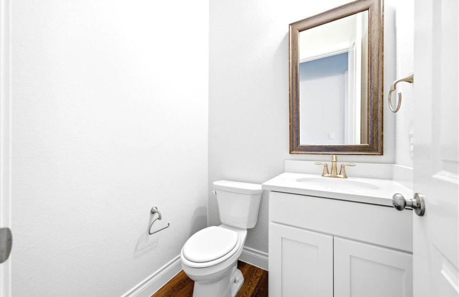 Furnished interior view inside a new home in The Highlands 55′, Porter (Image 6).