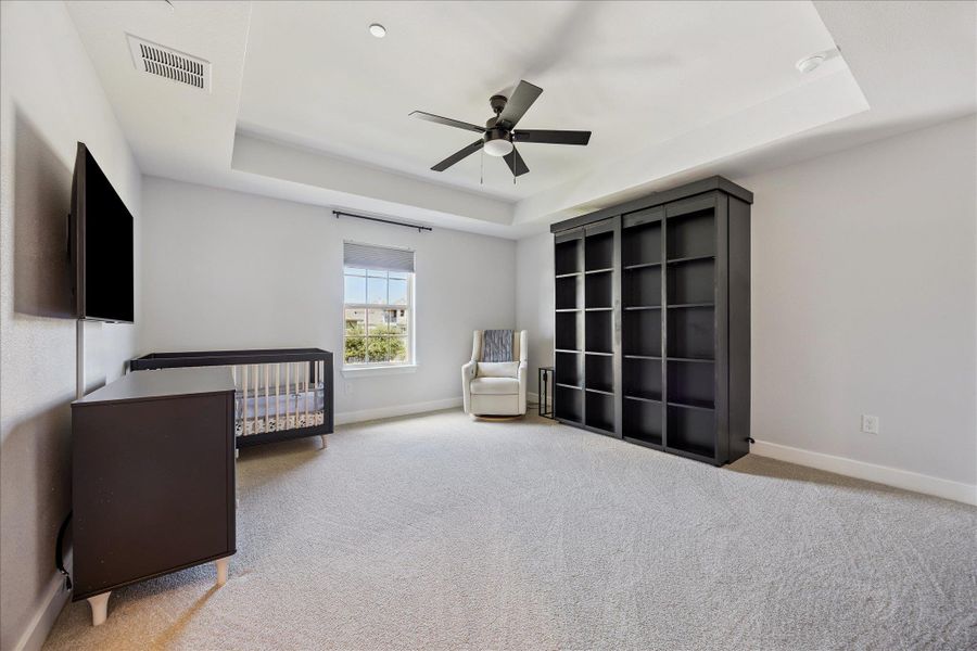 Spacious, unfurnished interior of a new home in Sweetwater - 60', Austin (Image 21).