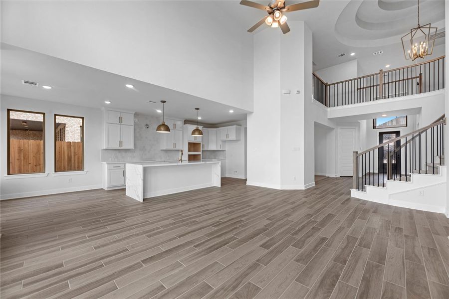 Representative image. Features, specifications, selections and colors may vary.