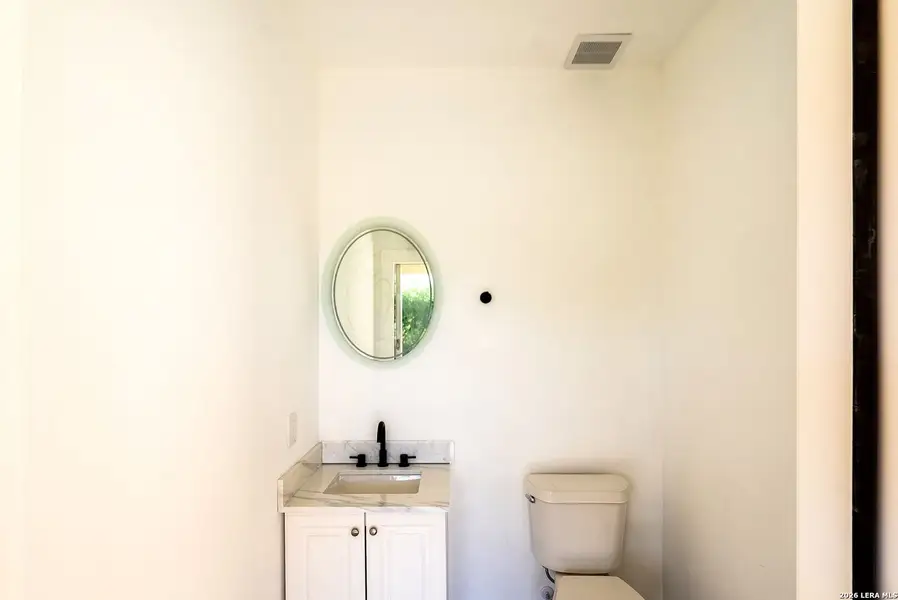 Image 70 of a home in .