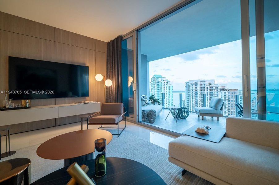 Image 77 of a home in .