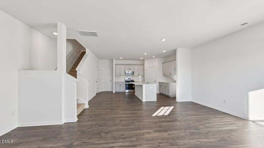 12-custom-Old Tarboro Rd lot 27-S2701-01