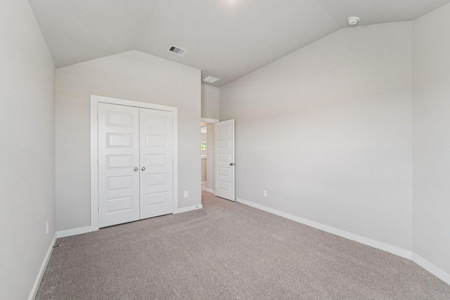 Photo is not of the actual home, but is an inspirational photo of builder’s model home and may depict options, furnishings, and/or decorator features that are not included Photo is not of the actual home, but is an inspirational photo of builder’s model home and may depict options, furnishings, and/or decorator features that are not included