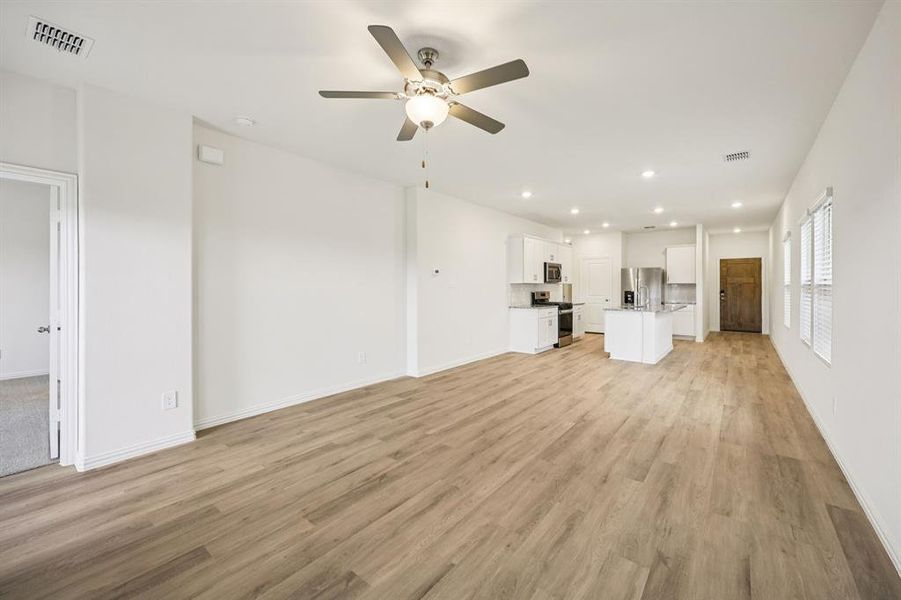 Spacious, unfurnished interior of a new home in Parks at Foster Crossing - Spring Series, Anna (Image 22).