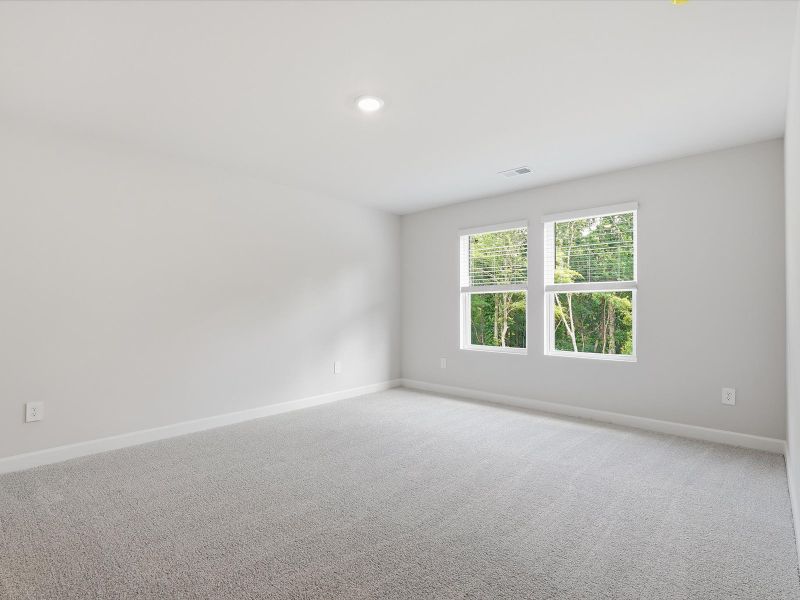 Spacious, unfurnished interior of a new home in Southwell Commons, Anderson (Image 12).