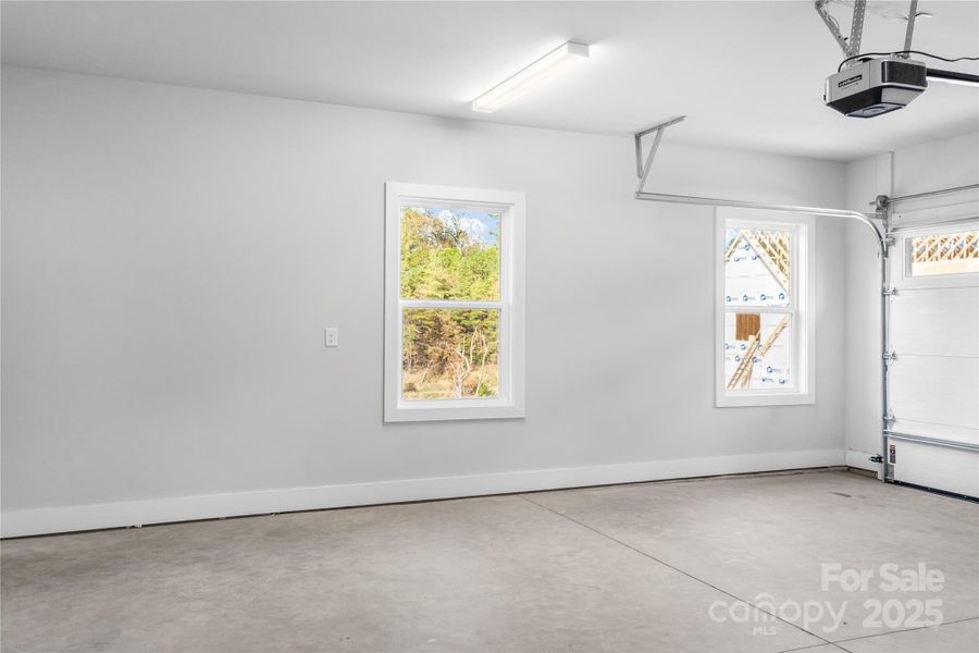 Spacious, unfurnished interior of a new home in , Weaverville (Image 21).