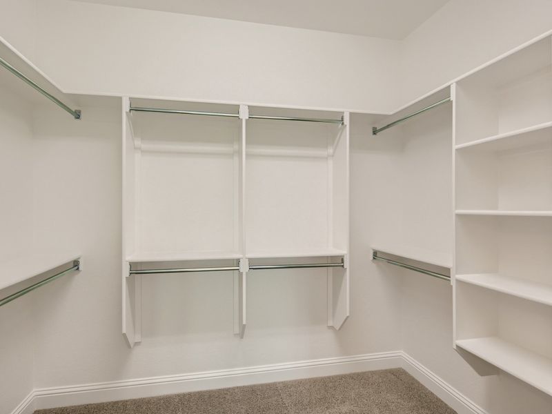 Plan 1404 Main Closet Representative Photo