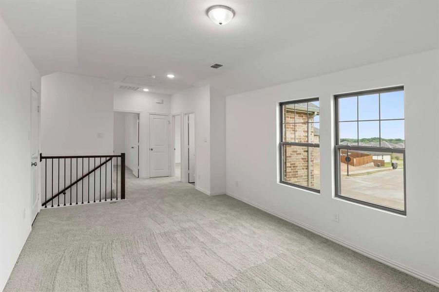 Spacious, unfurnished interior of a new home in Meadow Park, Melissa (Image 21). Spacious, unfurnished interior of a new home in Meadow Park, Melissa (Image 21).