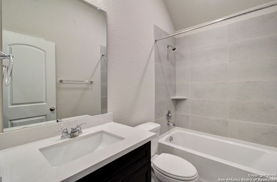 Furnished interior view inside a new home in Meyer Ranch – Premier, New Braunfels (Image 5).