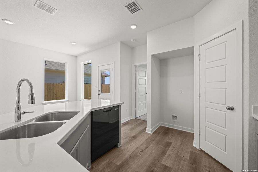 Furnished interior view inside a new home in Arroyo Ranch, Seguin (Image 7).