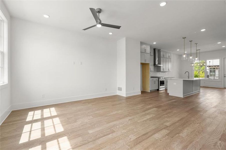 Spacious, unfurnished interior of a new home in The Gathering – Alpharetta, Alpharetta (Image 38).