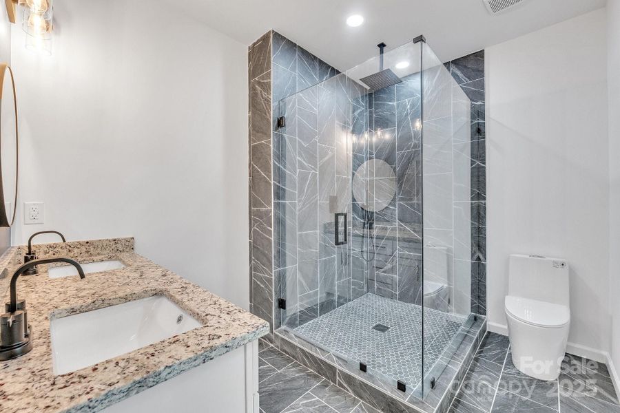 Furnished interior view inside a new home in , Cherryville (Image 14).