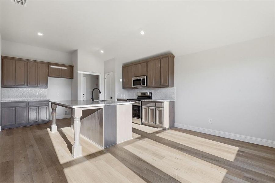Furnished interior view inside a new home in Stoneview, Glen Rose (Image 14). Furnished interior view inside a new home in Stoneview, Glen Rose (Image 14).