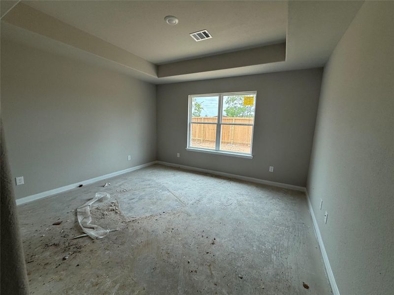 Image 12 of a home in Cliffstone Hills.