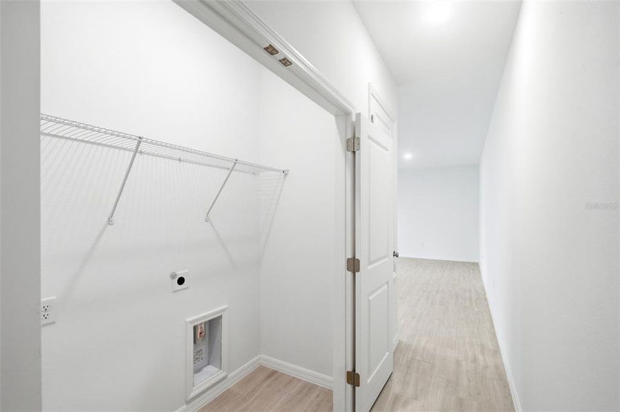 Spacious, unfurnished interior of a new home in , Eustis (Image 50).
