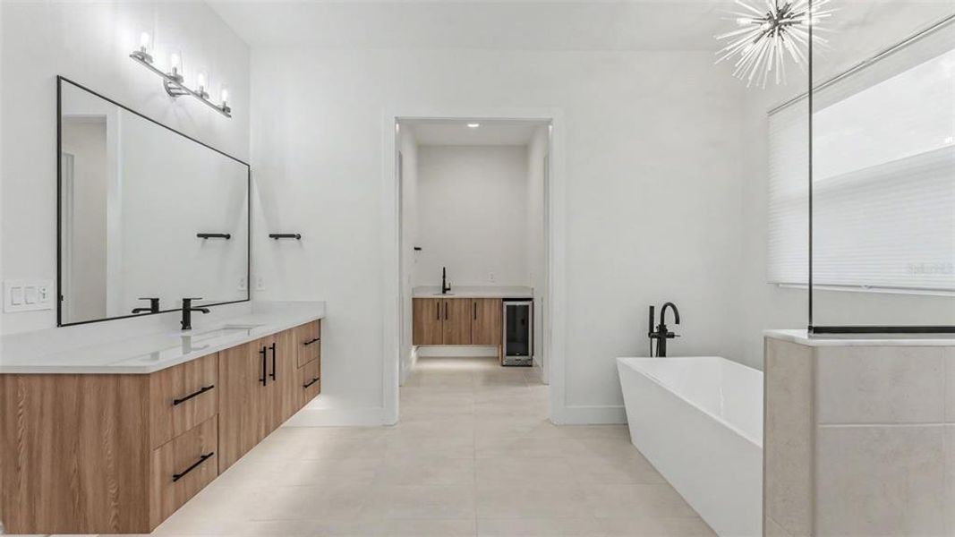 Furnished interior view inside a new home in , Lakeland (Image 11).