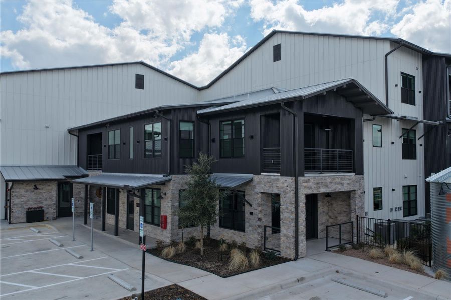 Community amenities in Dovetail, New Braunfels (Image 25).