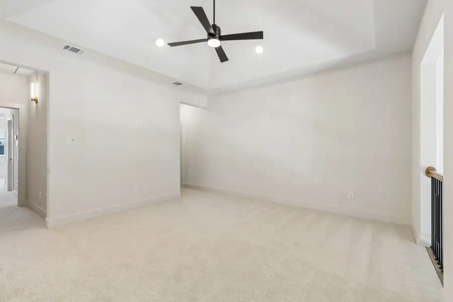 Spacious, unfurnished interior of a new home in StarView, Prosper (Image 47).