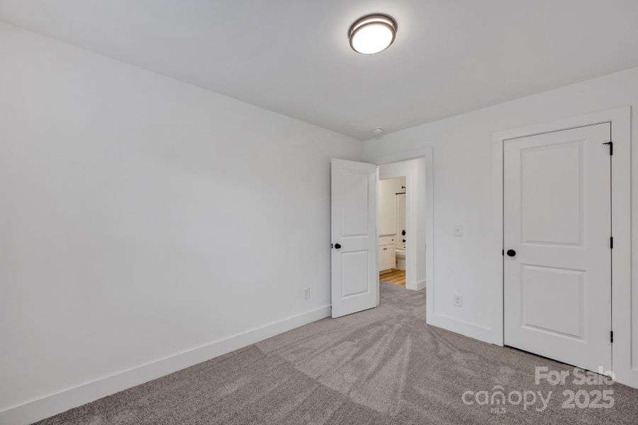 Spacious, unfurnished interior of a new home in , Concord (Image 32).