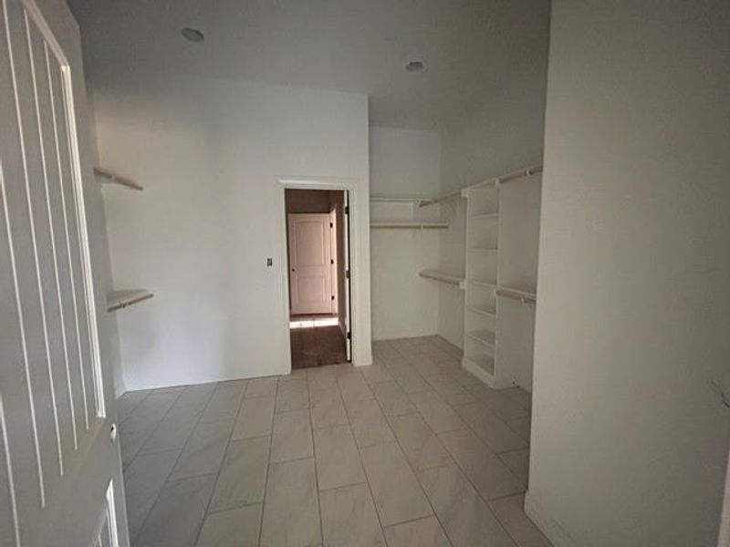 Image 27 of a home in .