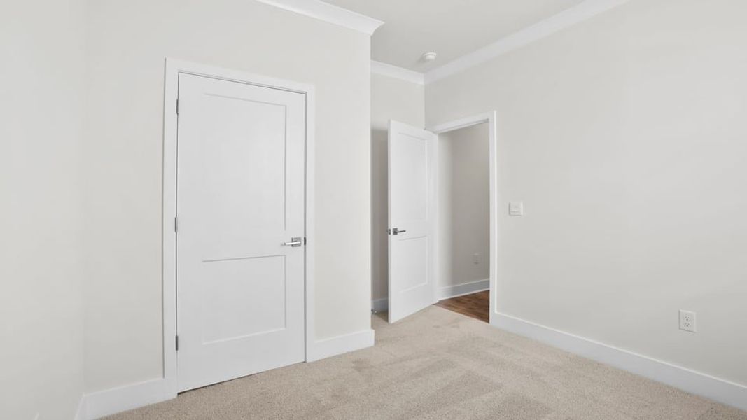 Spacious, unfurnished interior of a new home in Harrison Valley, Simpsonville (Image 20).