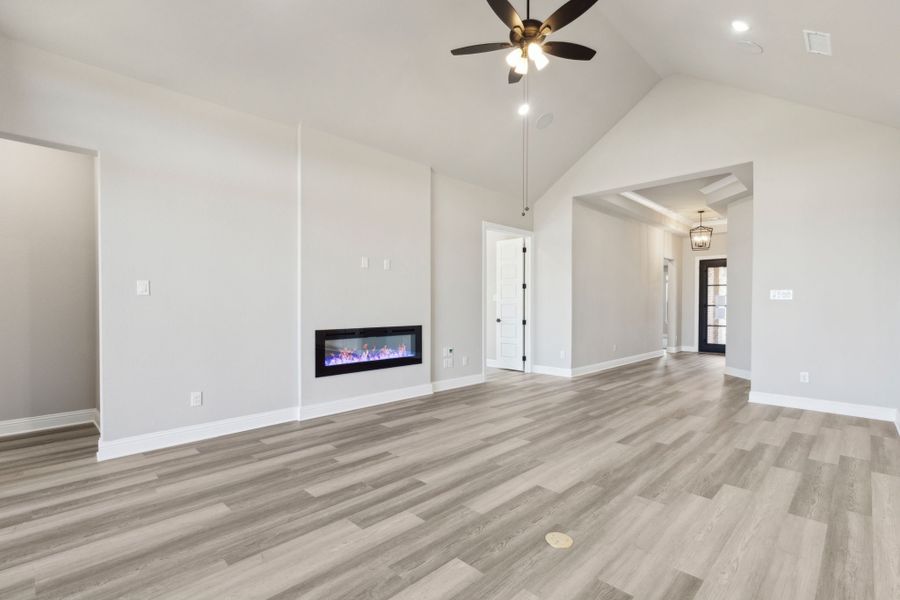 Spacious, unfurnished interior of a new home in Lakeview Heights, Azle (Image 26). Spacious, unfurnished interior of a new home in Lakeview Heights, Azle (Image 26).