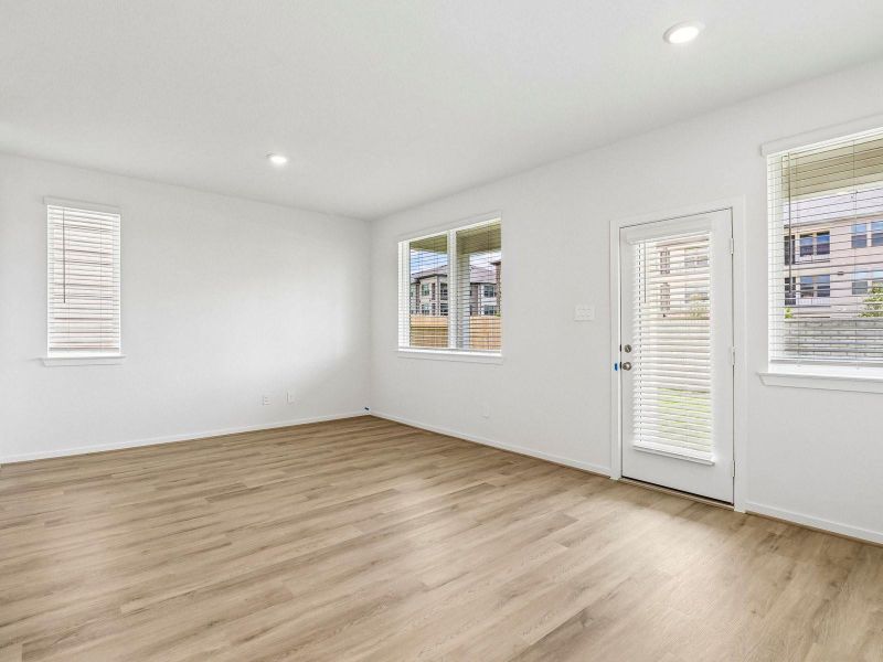 Photos are not of the actual home, but are photos of the builder home with same floorplan with similar interior finishes. Photos are not of the actual home, but are photos of the builder home with same floorplan with similar interior finishes.