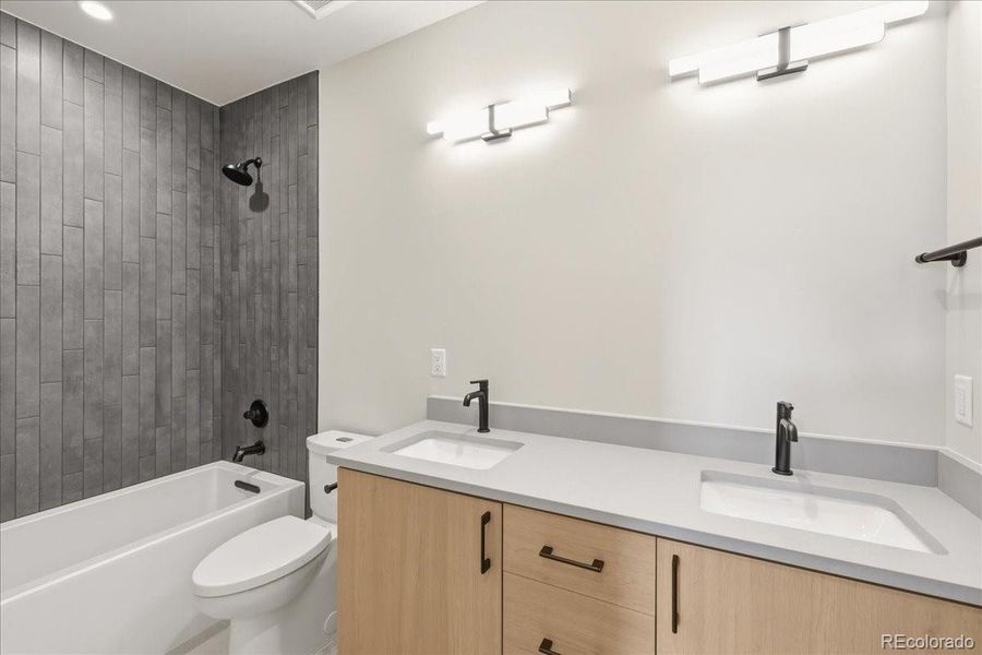 Furnished interior view inside a new home in , Breckenridge (Image 8).